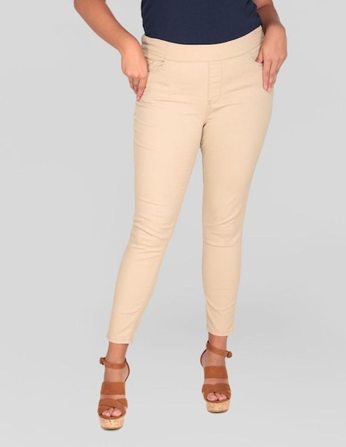 Pantalón corte skinny efecto push up 1