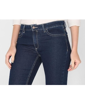 Pantalón Weekend slim para mujer