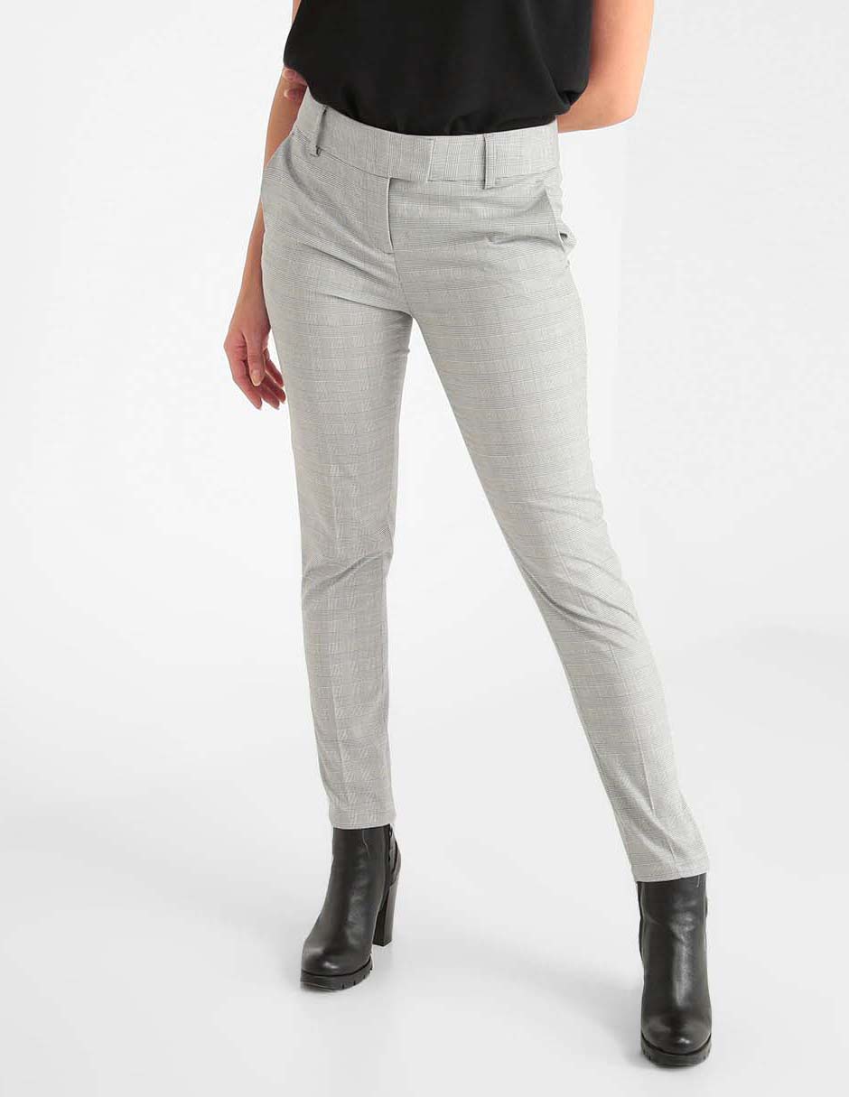 Pantalón corte recto con bolsillos 1