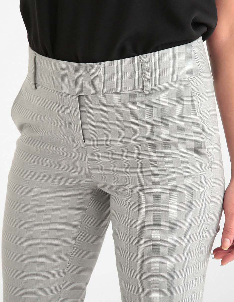 Pantalón corte recto con bolsillos 4